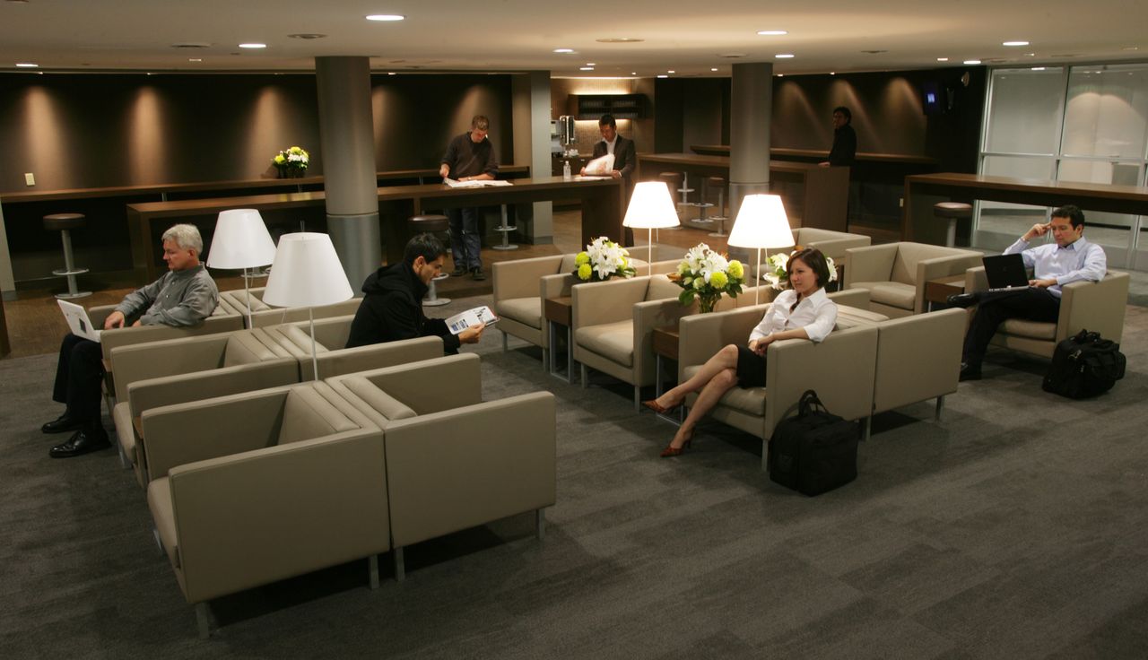 Porter Airlines Lounges | Flight Centre